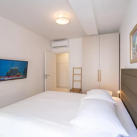 Apartment *