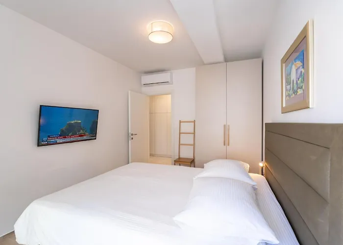 Apartment *